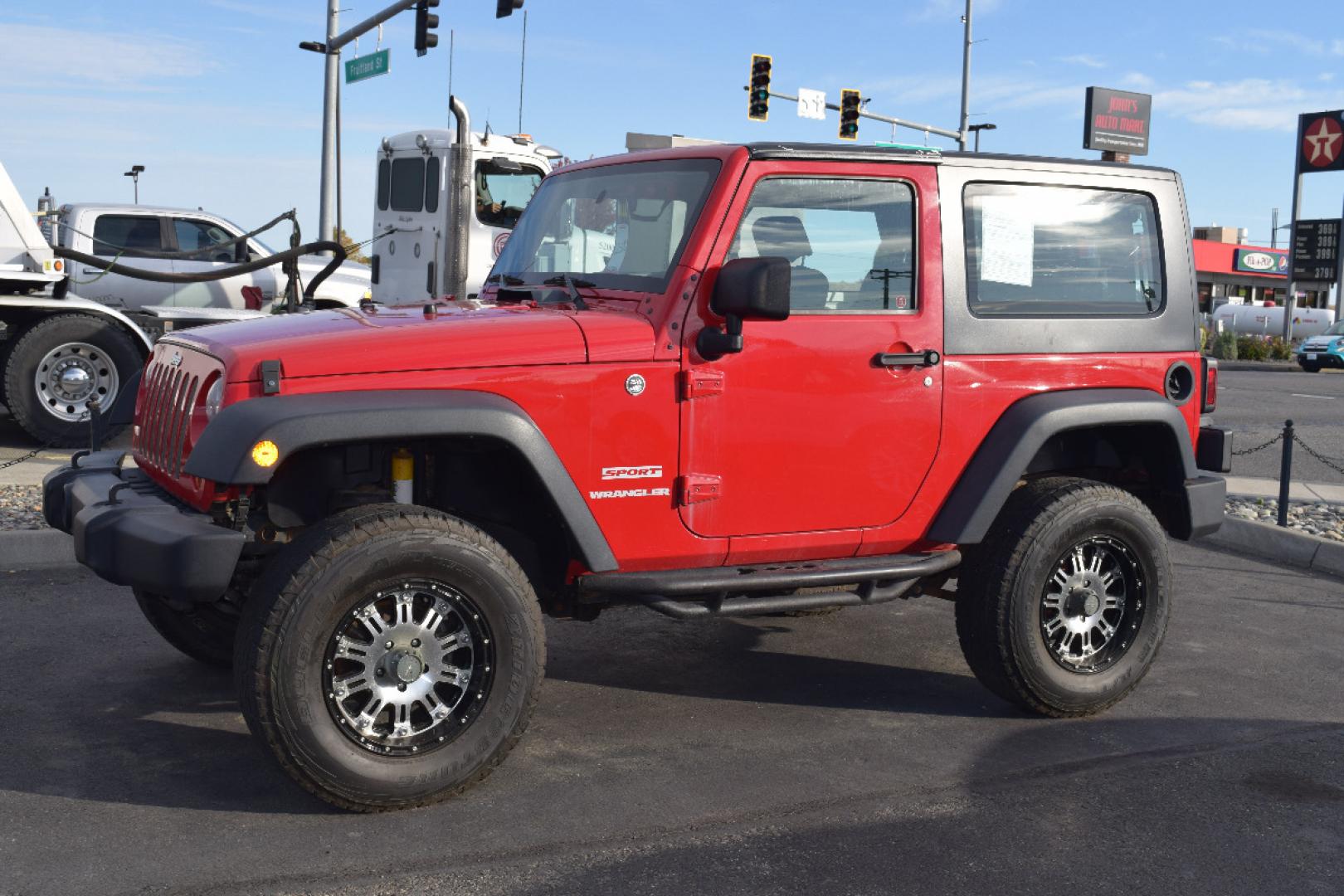 2010 RED /GRAY Jeep Wrangler Sport 4WD (1J4AA2D17AL) with an 3.8L V6 OHV 12V engine, 6-SPEED transmission, located at 607 W Columbia Drive, Kennewick, WA, 99336, (509) 987-1069, 0.000000, 0.000000 - FOR MORE INFORMATION PLEASE GIVE US A CALL TOLL FREE AT 509-582-8818 OR FOR MORE OPTIONS PLEASE VIEW OUR INVENTORY ON THE WEB AT USAAUTOSALES.NET Si te gusta este vehiculo y usted tiene preguntas, por favor llame gratis al numero (509) 582-8818 y alguien le ayudara. VEHICLE PRICE DOES NOT INCLUDE TA - Photo#0