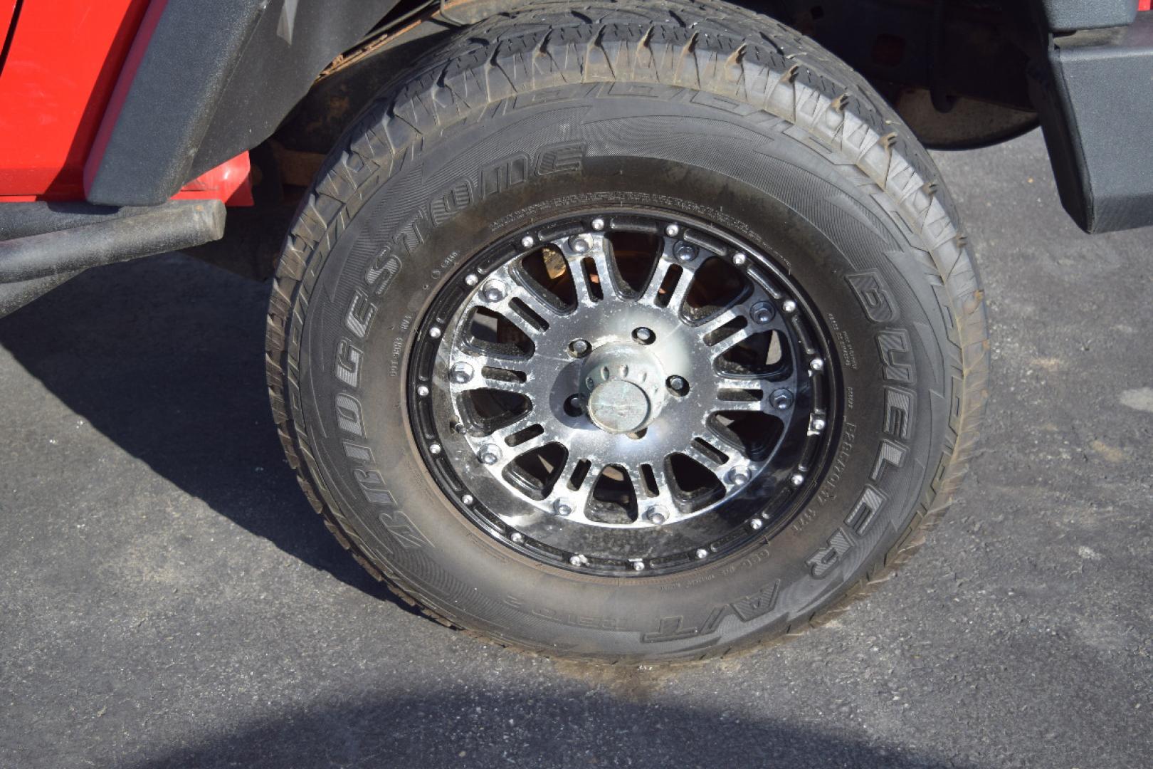 2010 RED /GRAY Jeep Wrangler Sport 4WD (1J4AA2D17AL) with an 3.8L V6 OHV 12V engine, 6-SPEED transmission, located at 607 W Columbia Drive, Kennewick, WA, 99336, (509) 987-1069, 0.000000, 0.000000 - FOR MORE INFORMATION PLEASE GIVE US A CALL TOLL FREE AT 509-582-8818 OR FOR MORE OPTIONS PLEASE VIEW OUR INVENTORY ON THE WEB AT USAAUTOSALES.NET Si te gusta este vehiculo y usted tiene preguntas, por favor llame gratis al numero (509) 582-8818 y alguien le ayudara. VEHICLE PRICE DOES NOT INCLUDE TA - Photo#7