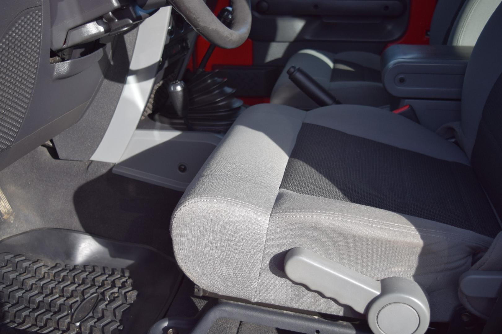 2010 RED /GRAY Jeep Wrangler Sport 4WD (1J4AA2D17AL) with an 3.8L V6 OHV 12V engine, 6-SPEED transmission, located at 607 W Columbia Drive, Kennewick, WA, 99336, (509) 987-1069, 0.000000, 0.000000 - FOR MORE INFORMATION PLEASE GIVE US A CALL TOLL FREE AT 509-582-8818 OR FOR MORE OPTIONS PLEASE VIEW OUR INVENTORY ON THE WEB AT USAAUTOSALES.NET Si te gusta este vehiculo y usted tiene preguntas, por favor llame gratis al numero (509) 582-8818 y alguien le ayudara. VEHICLE PRICE DOES NOT INCLUDE TA - Photo#8